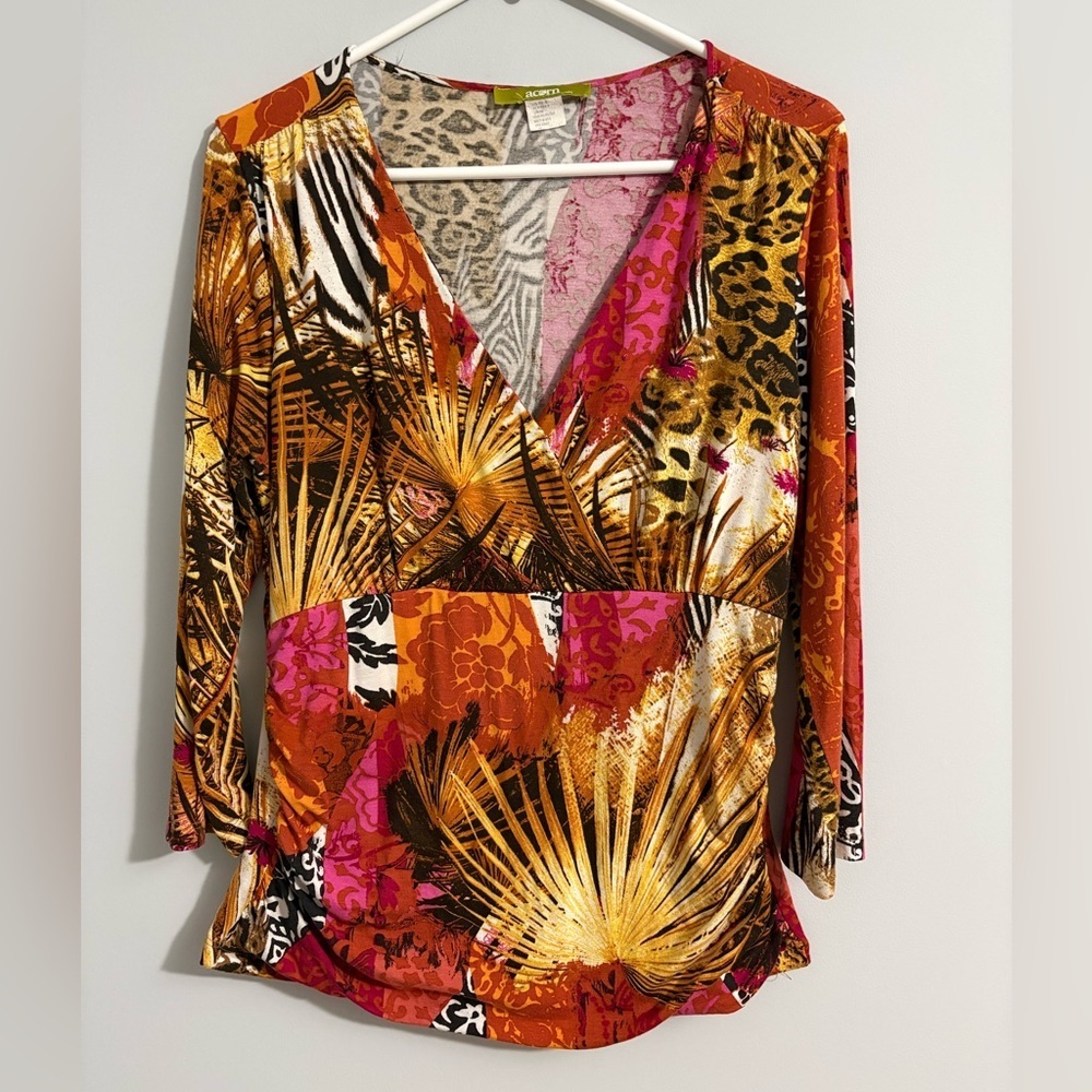 Acorn Womens Top Medium Babydoll 3/4 Sleeves V-neck Zebra Cheetah Jungle Print